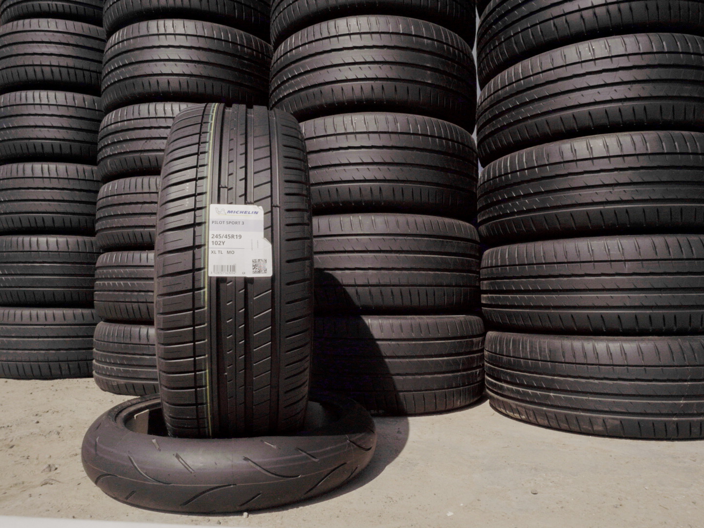 Michelin Pilot Sport 3 245/45 R19 102Y