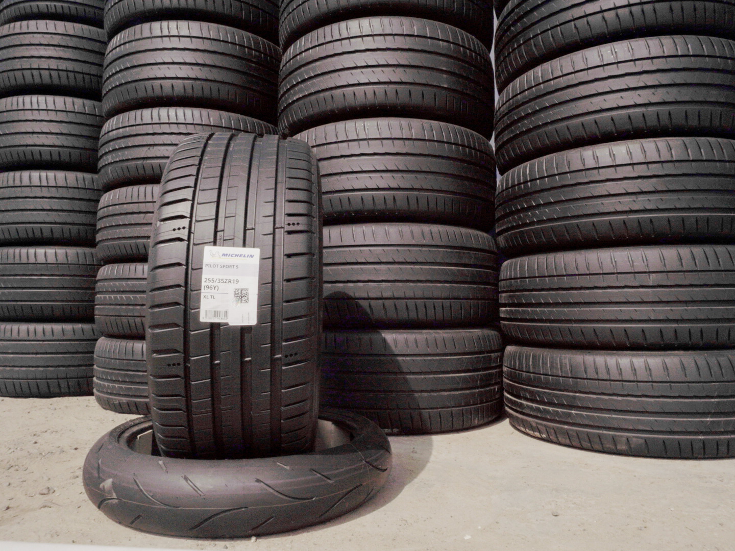 Michelin Pilot Sport 5 255/35 R19 96Y